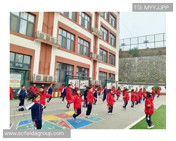 小学体育课视频展示多样化教学活动促进学生身心健康成长